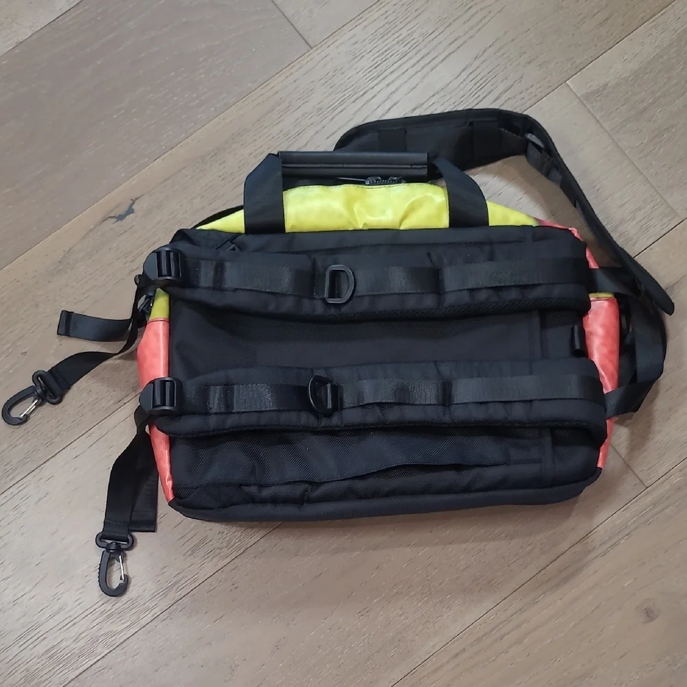 EUC Rareform Messenger Bag Men's Travel Bag Laptop Bag Recycled Billboard Bag